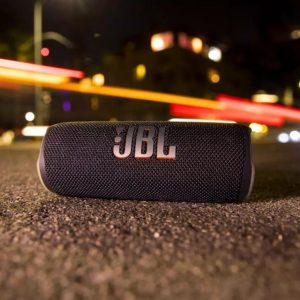 JBL Flip 6 Portable Bluetooth Speaker powerful sound and deep bass.